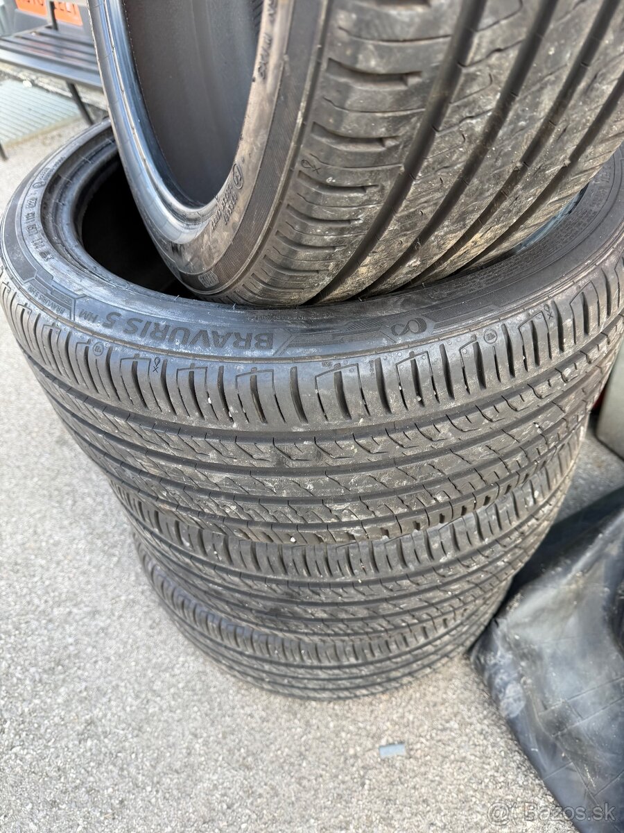 225/40 R18 Barum - 4