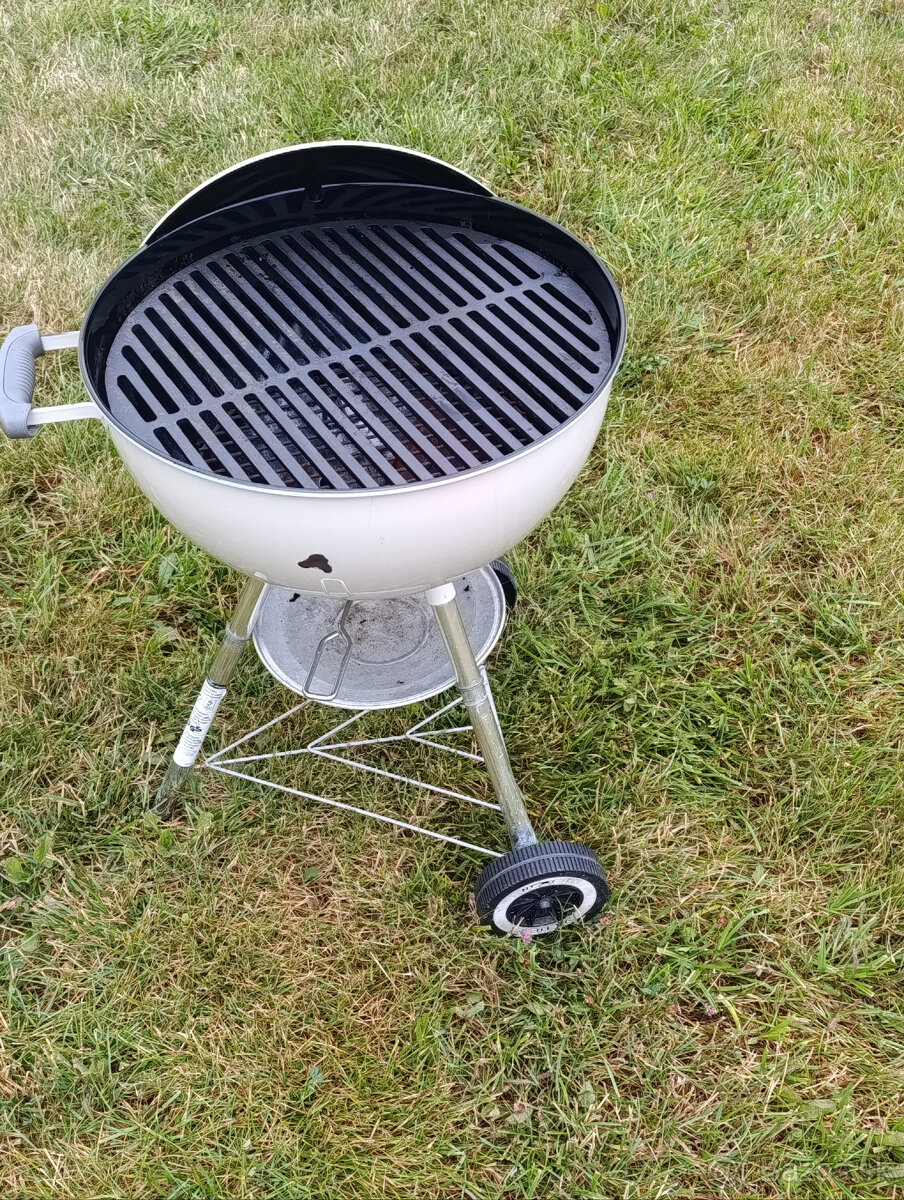 predám gril Weber, 47cm - 4