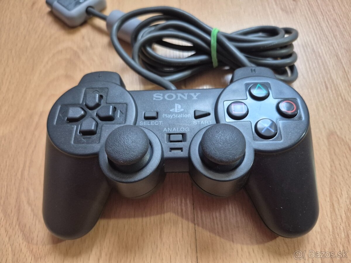 Predám Sony ovládače na PS1 a PS One - 4