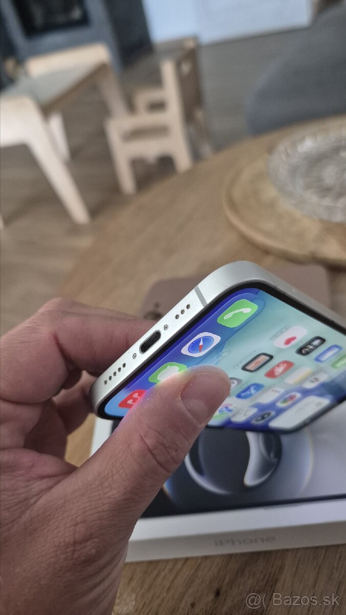 Apple Iphone 16e 128gb, 91% - 4