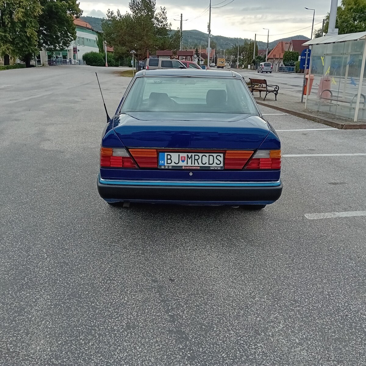 Mercedes-Benz w124 200d - 4