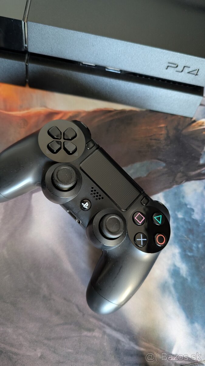 Playstation 4 Slim - 4