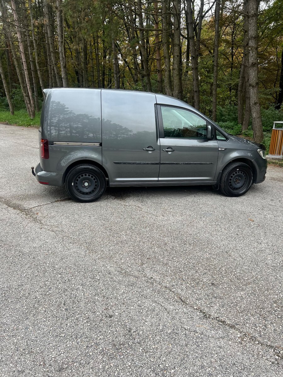 Volkswagen Caddy Dodávka VAN 2,0 TDI 110kw odpočet DPH - 4