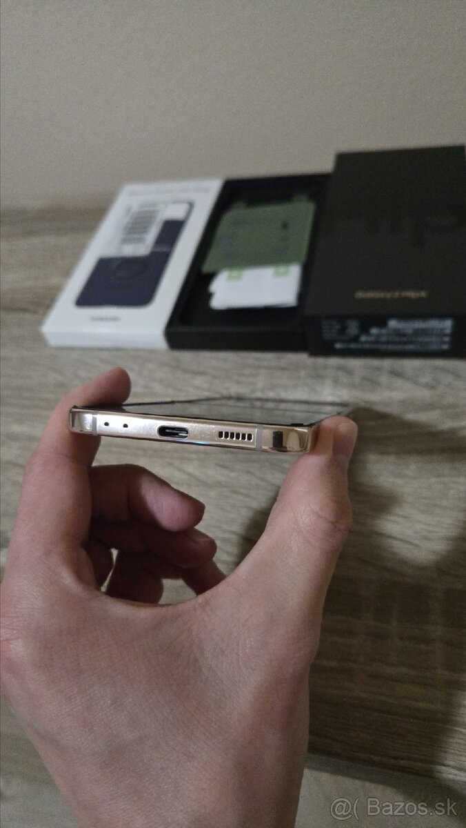 Samsung Galaxy Z Flip 4 128Gb - 4