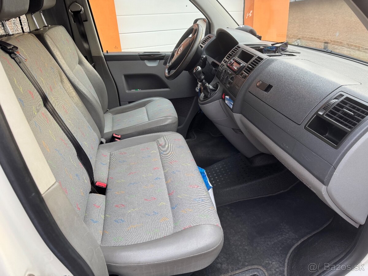 Predám Transportér T5 , RV 2010 - 4