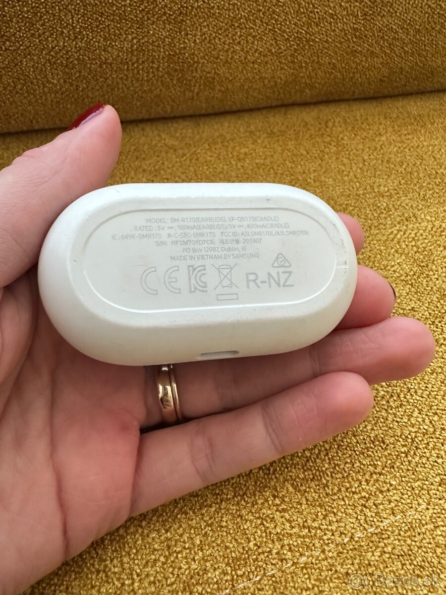 Sluchadla Samsung Galaxy Buds + - 4