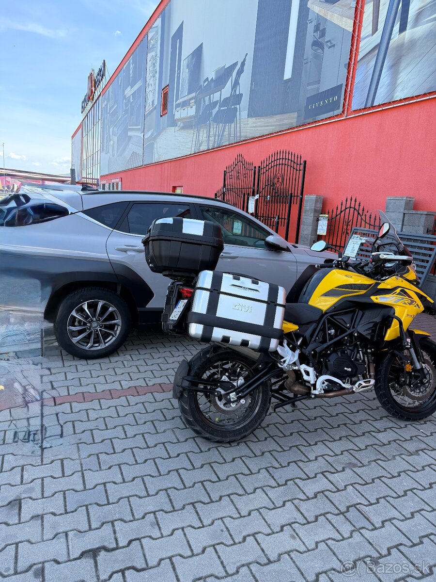 Benelli Trk 502X - 4