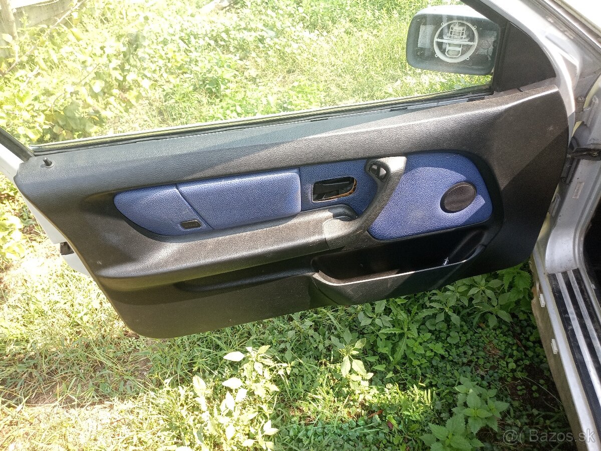 Rozpredám BMW E36 316i Compakt - 4