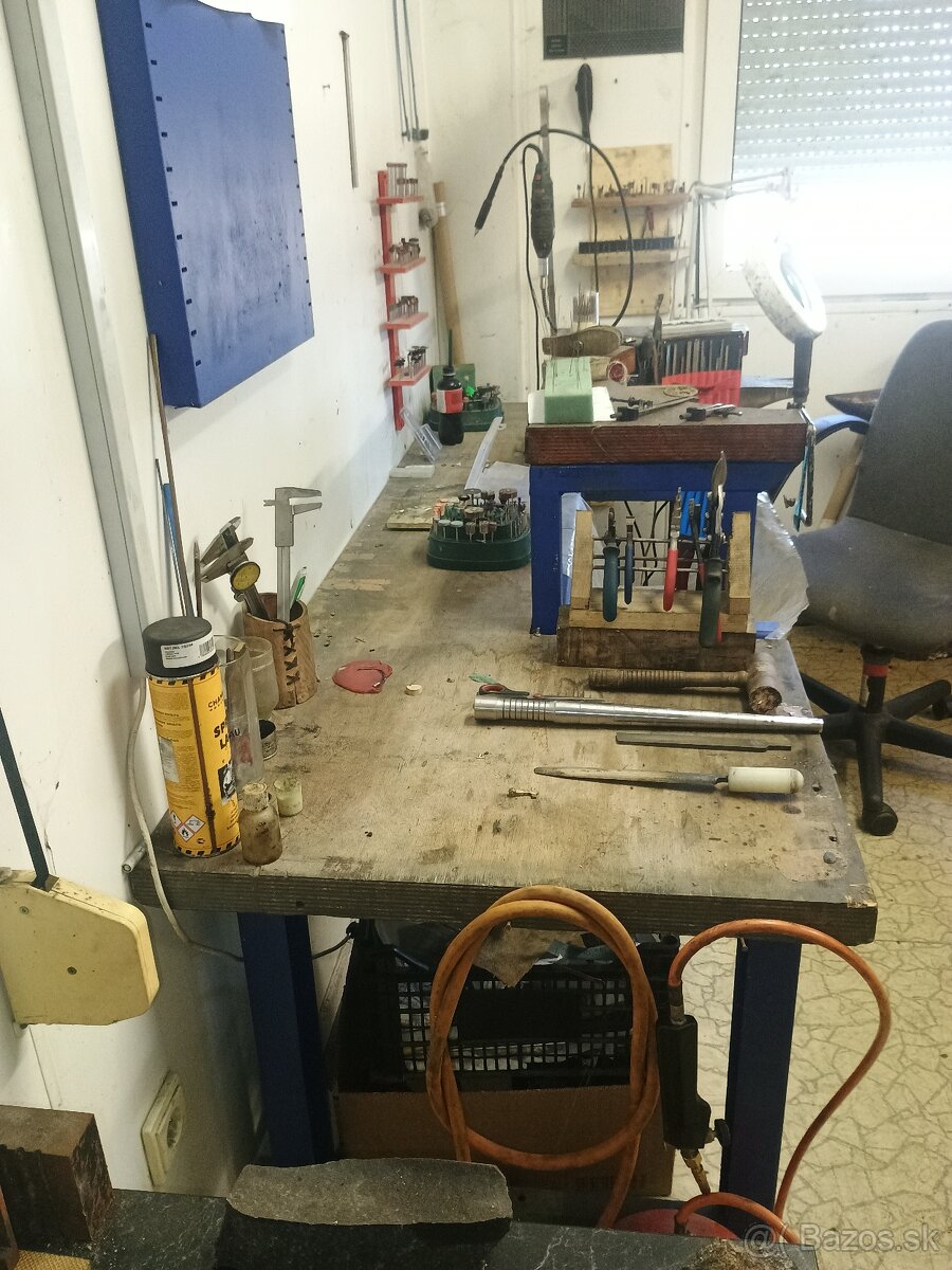 Predám Zlatnícky stôl - 4