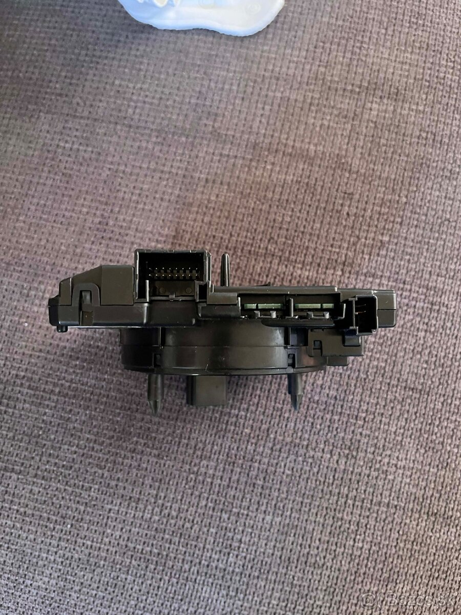 Podvolantový krúžok - 4