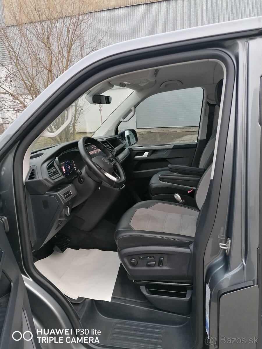 Predám Multivan 2.0 BiTDI 204k (150 kW) Highline 4Motion DSG - 4