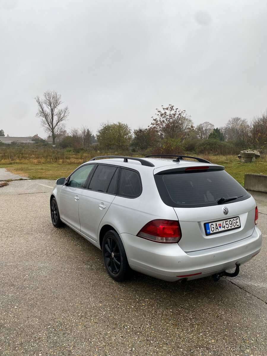 Predám VW Golf 1,6tdi , 2010 - 4