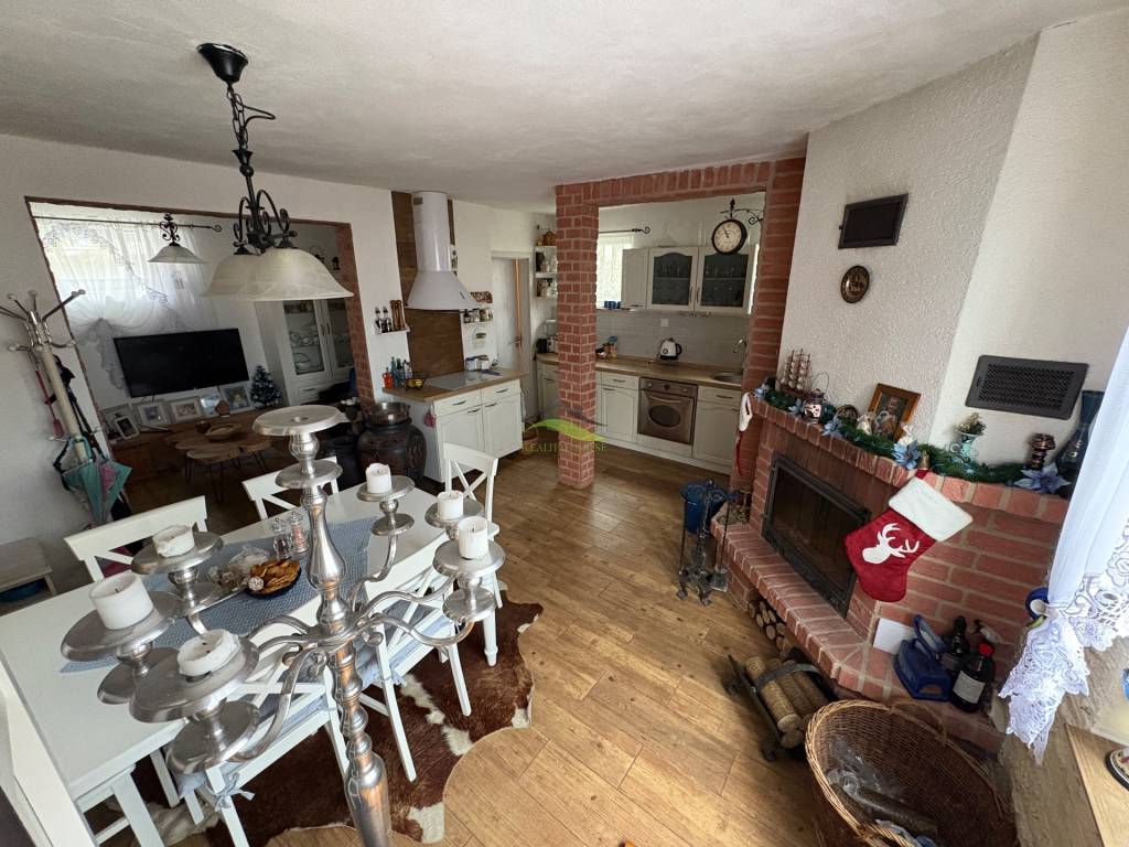 Lukratívna murovaná CHATA pri Salaši -Medvedia Hora - 4