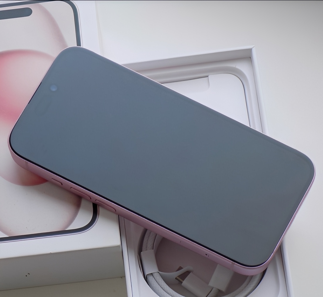 iPhone 15 Pink BATERIE 100% TOP - 4