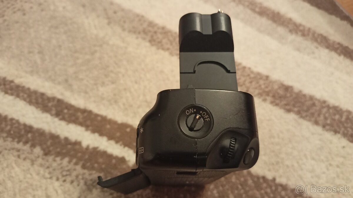 Batériový grip Canon BG-E4 - 4