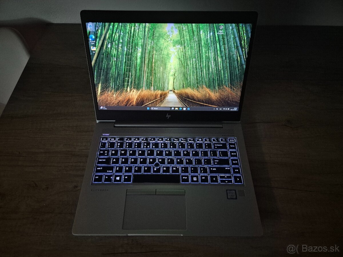 HP Elitebook /Intel Core i5-8365U/8GB RAM/FHD/256GB SSD - 4