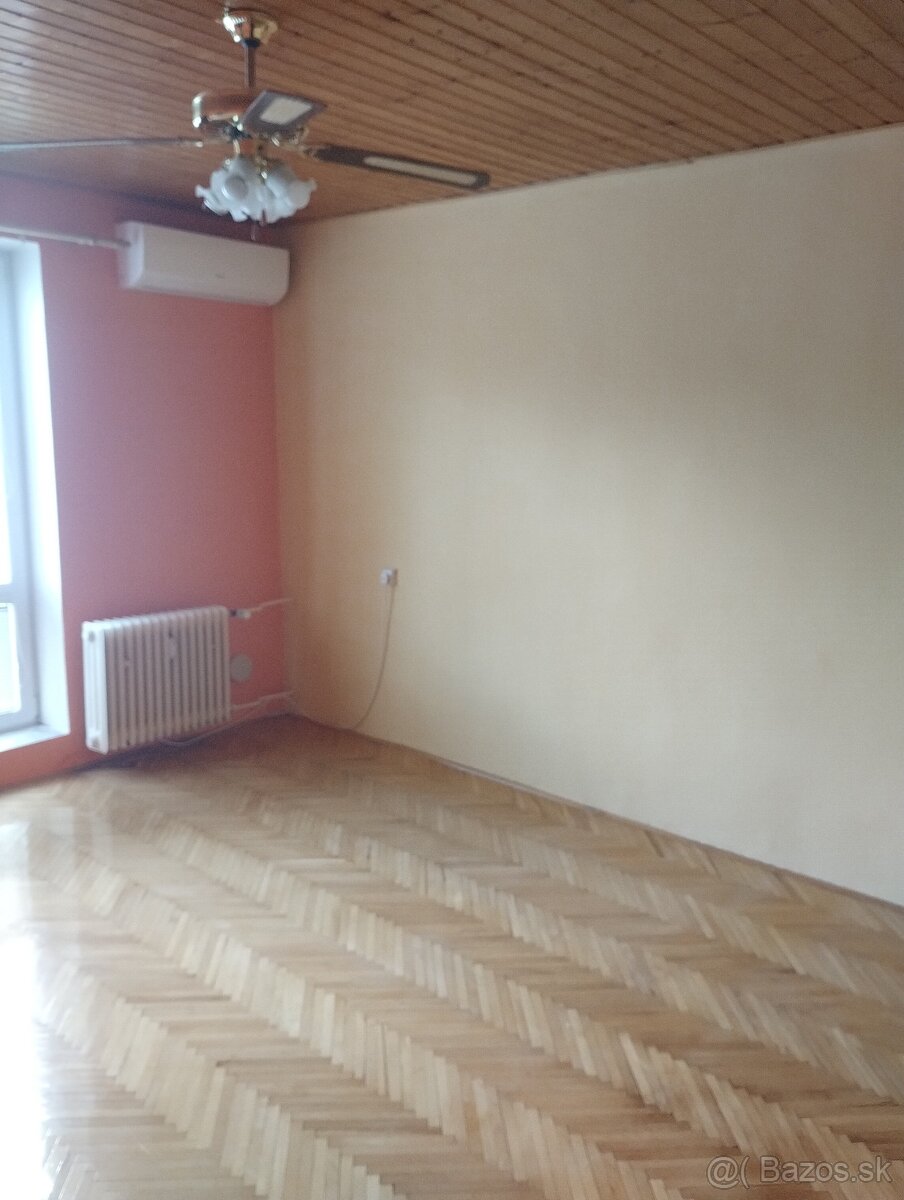 Ponukam prenájom 2-izboveho bytu - 4