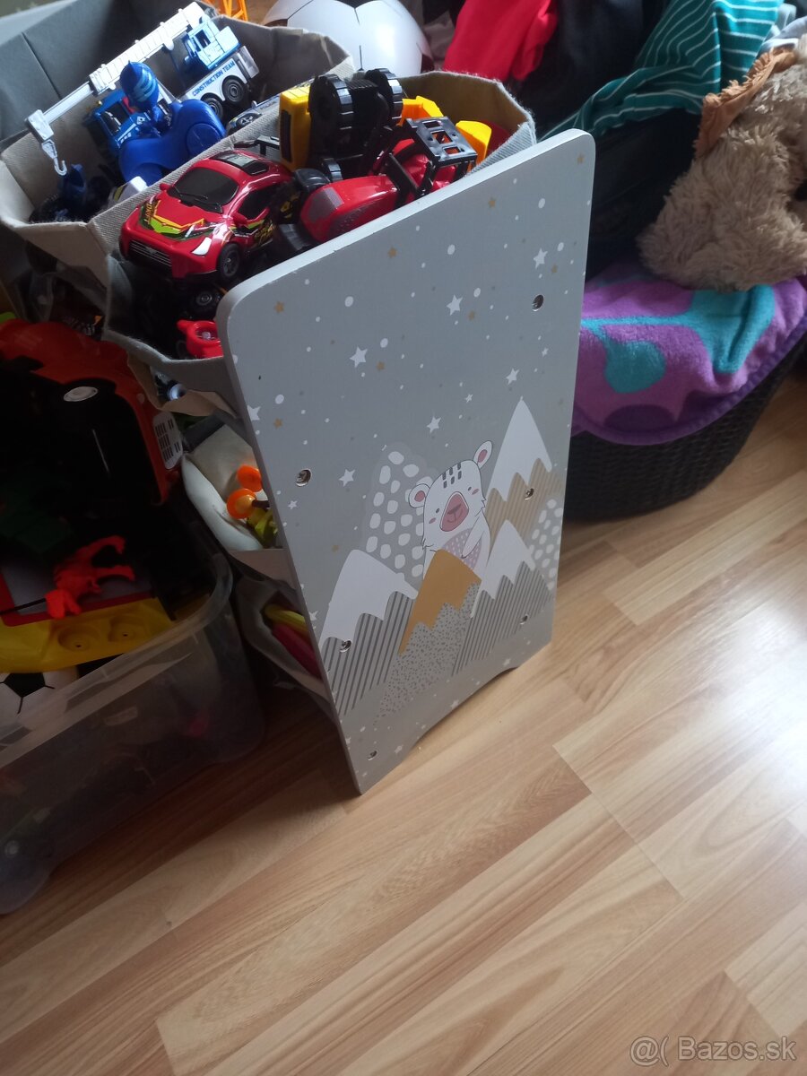 Box na hracky - 4
