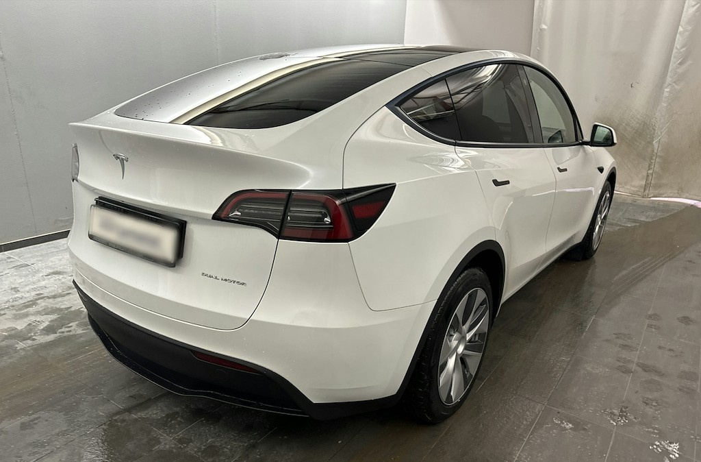 Tesla Model Y MY23 Berlin, Long Range, záruka, +DPH, 93% SoH - 4