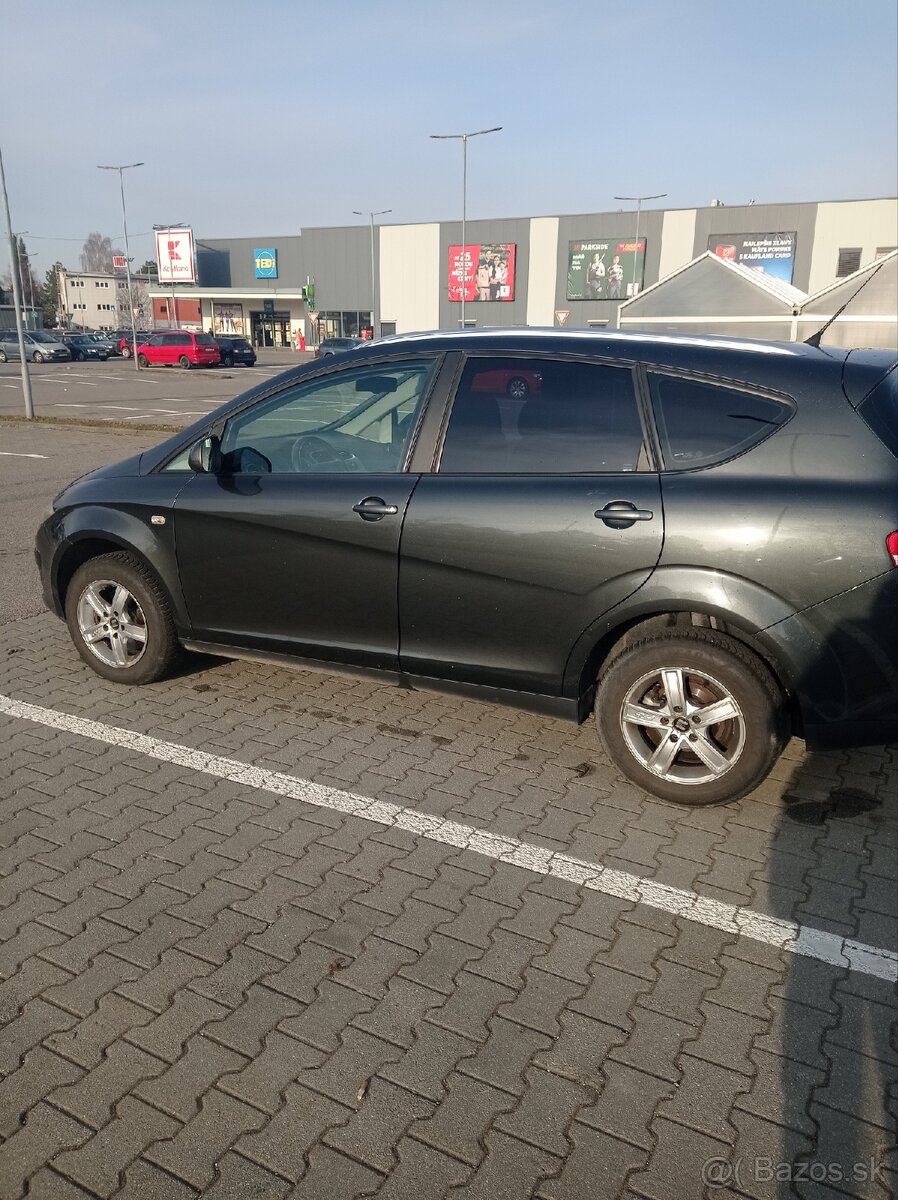 Predám Seat Altea XL 1.6TDI 77kw Ecomotive - 4