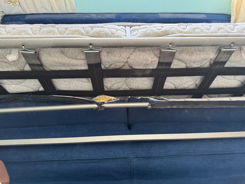 Predam rozkladaciu sedacku Dienne - 4