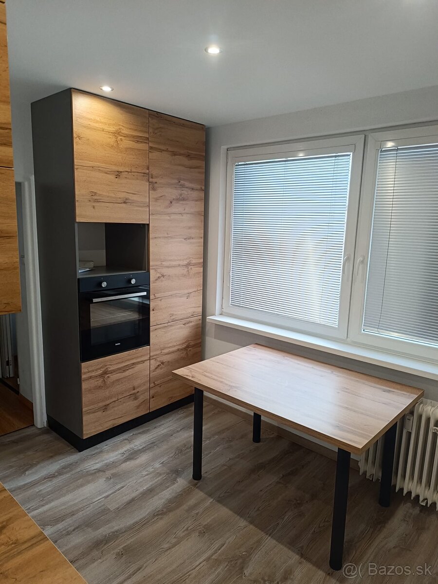 Byt na prenájom - 4