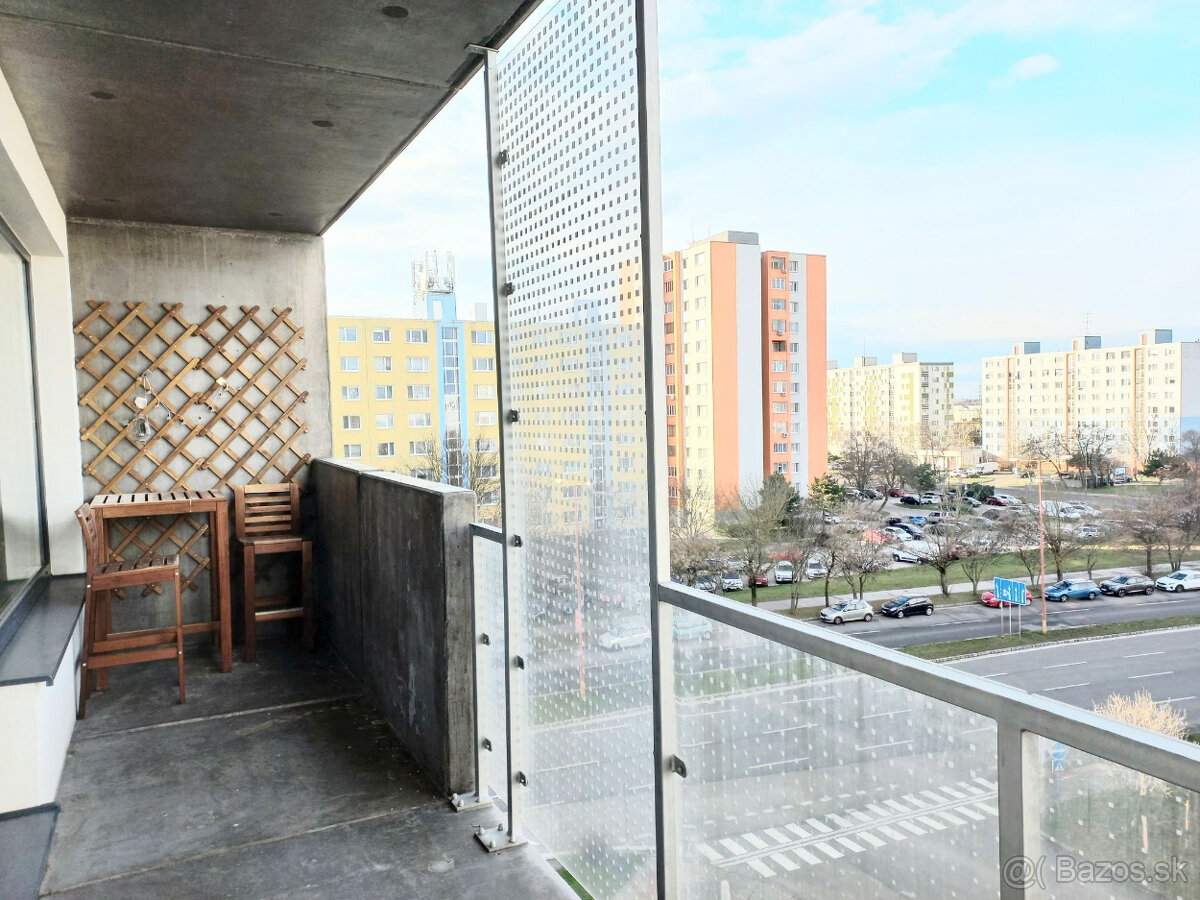 Prenájom 2 izbového bytu v novostavbe SKY BOX Pajštúnska ul. - 4