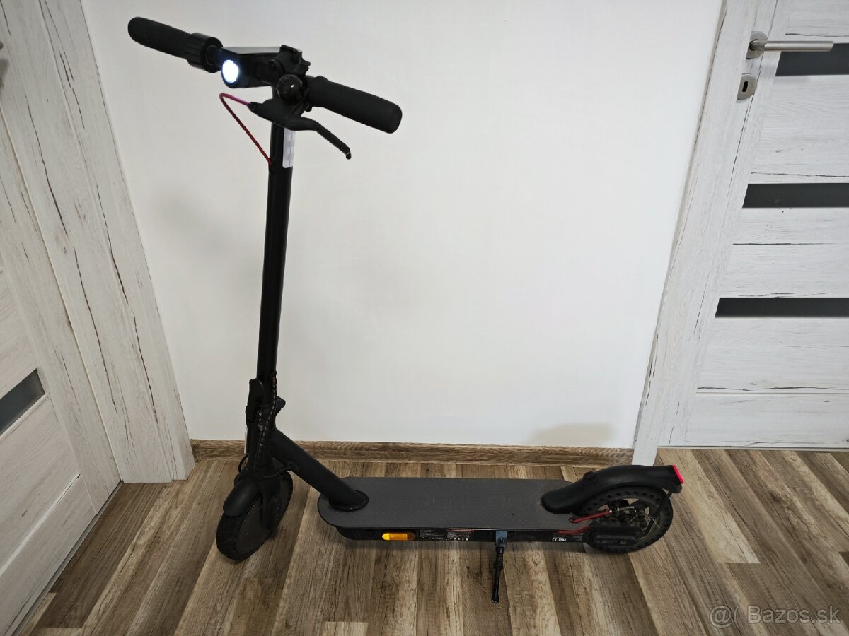 Kolobežka Sencor scooter S one, pokazená, nizky dojazd - 4