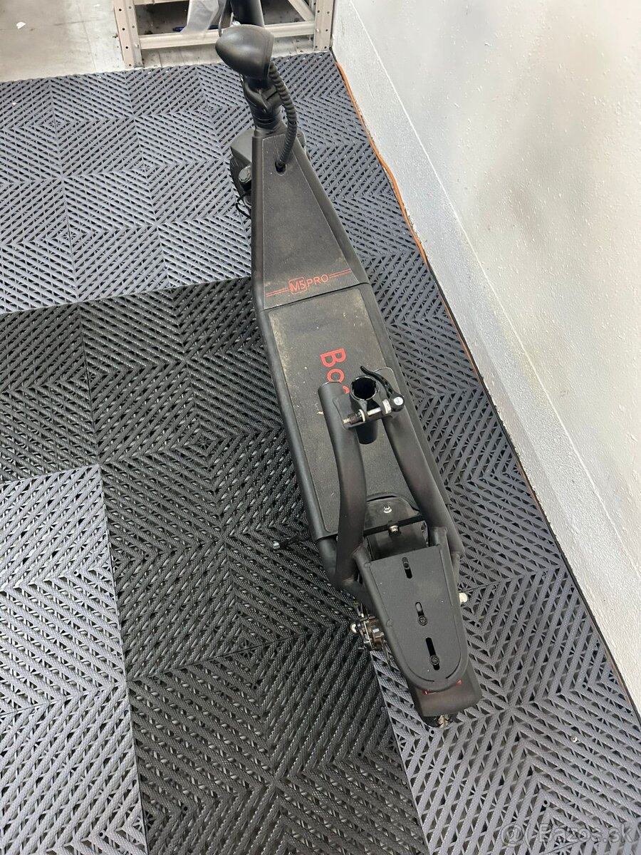 elektrická kolobežka Bogist M5 pro + sedadlo - 4