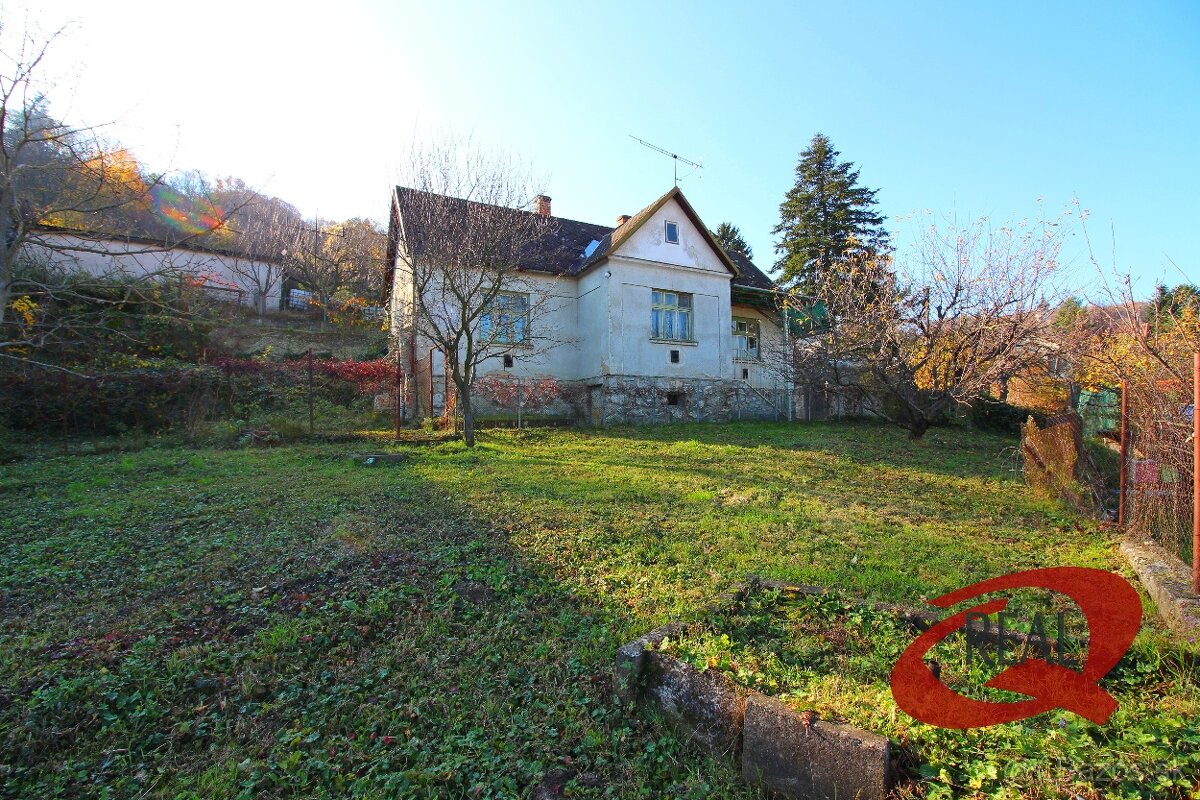 POZEMOK SO STAVEBNÝM POVOLENÍM V TICHEJ ČASTI DÚBRAVKY - 4