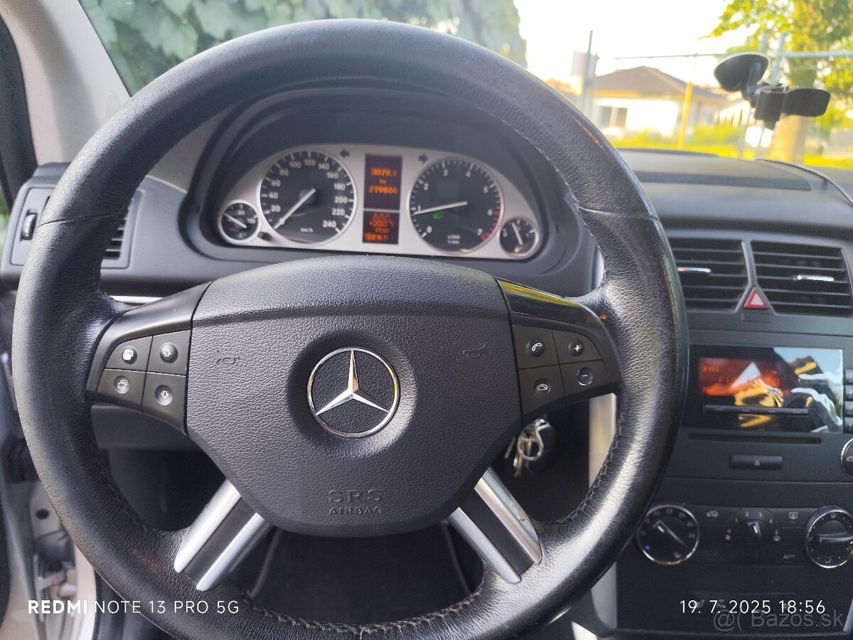Predám Mercedes B200 r.v.2006 - 4