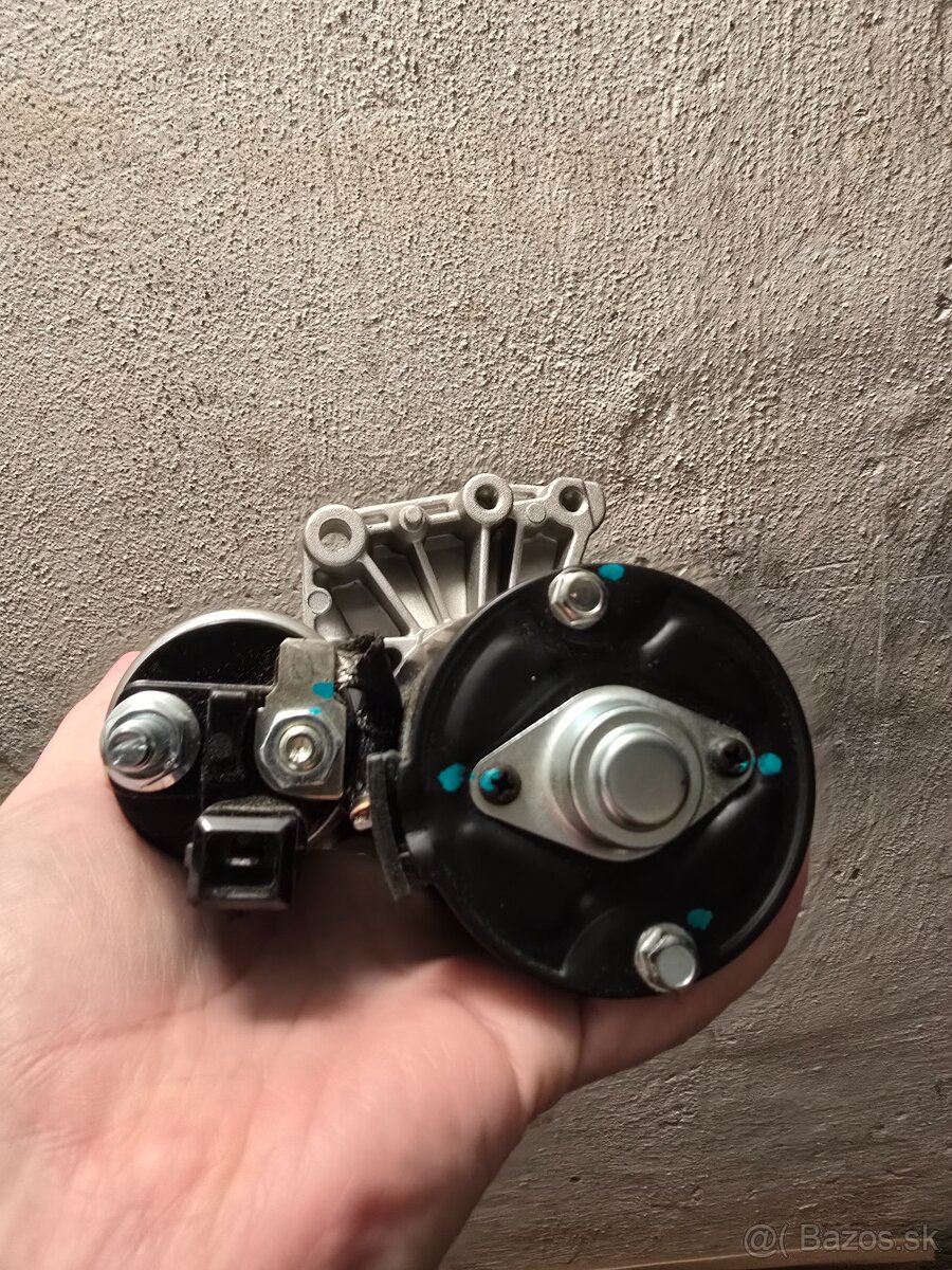 Starter Hella 8EA 012 528-511 - 4