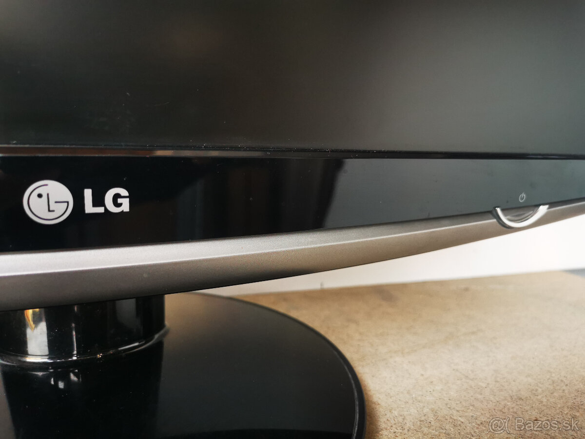 LG Flatron W2252TQ-PF - 4