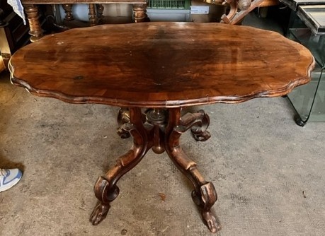 Krásny starožitný drevený stôl - A - 4