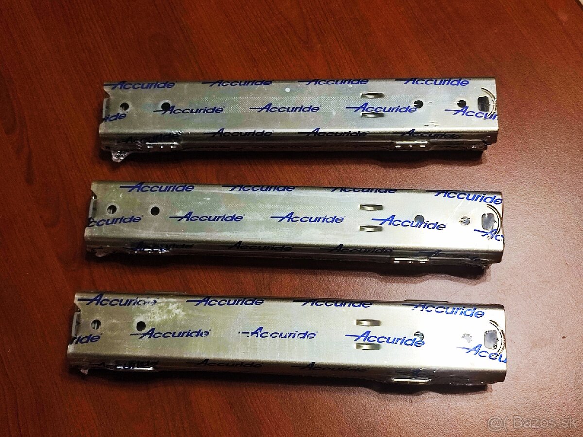 Ložiskový výsuv Accuride DZ5517-6030 - 4