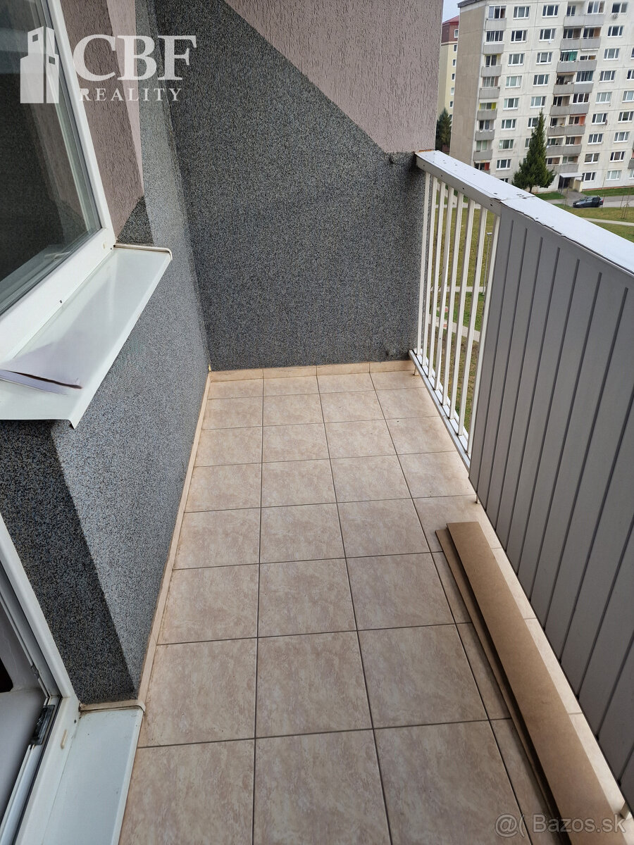 Predaj 3 izbového bytu s balkónom v Revúcej. Znížená cena. - 4