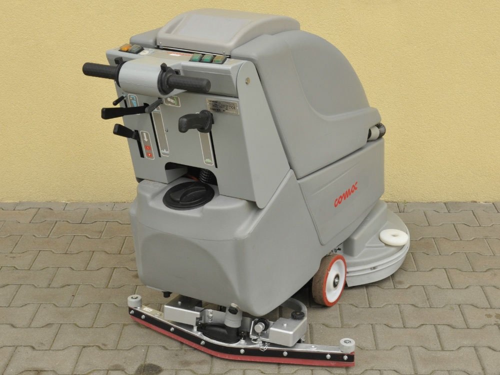 Umývací stroj COMAC SIMPLA 50 - 4