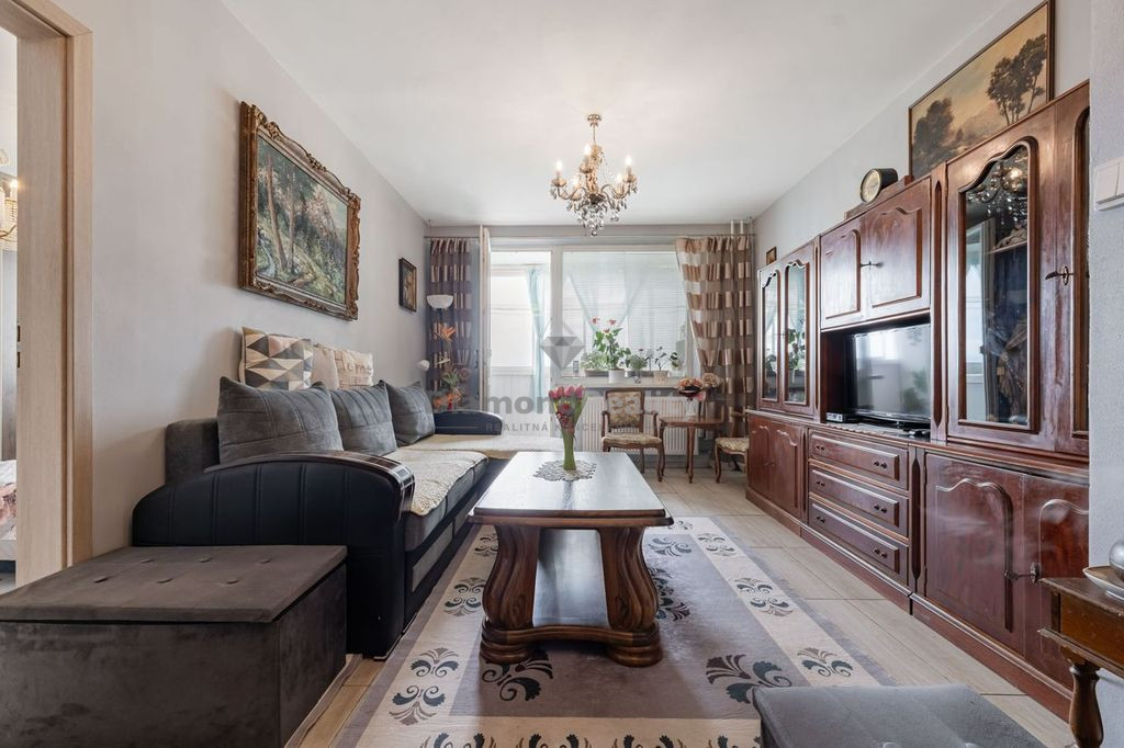 Ponúkam na predaj 3 izbový byt na Sídlisku Dargovských hrdin - 4