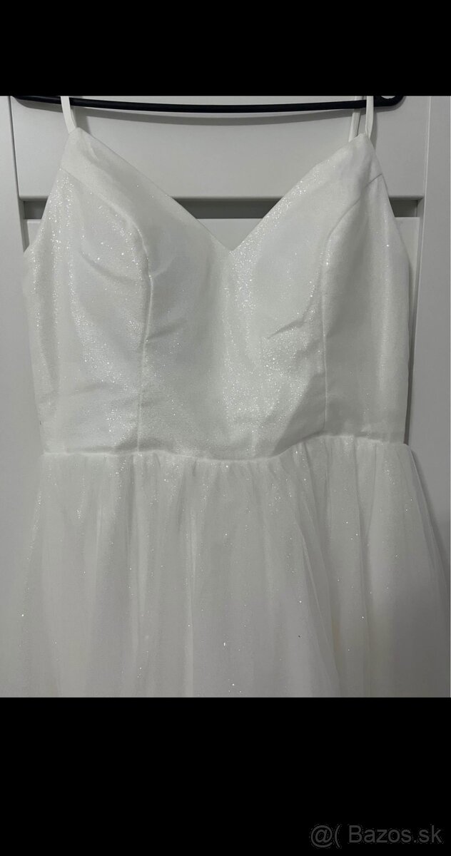 Trblietavé svadobné šaty - 4