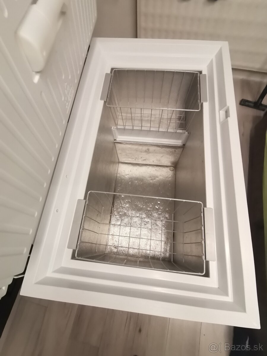 Predám truhlicovu mrazničku AEG - 4