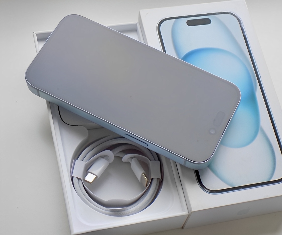 iPhone 15 Blue BATERIE 100% TOP - 4