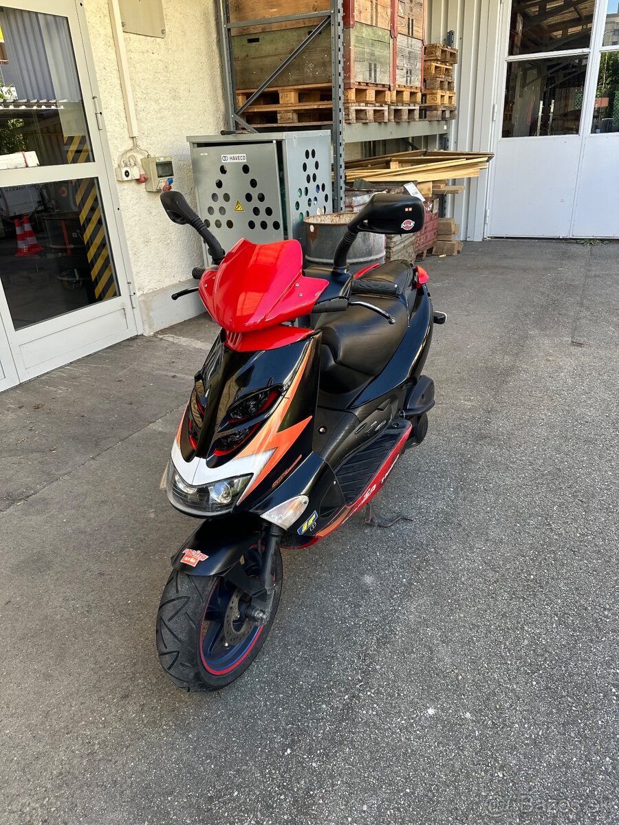 Aprilia SR 50 Ditech - 4