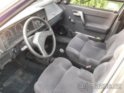 ŠKODA FELICIA,FAVORIT sedačky,volant,stredový panel,plato - 4