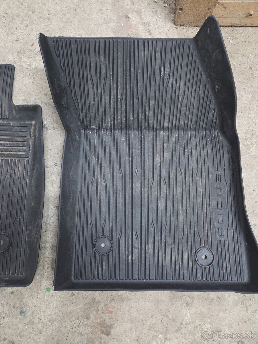 Gumené rohoze Ford focus mk4 - 4