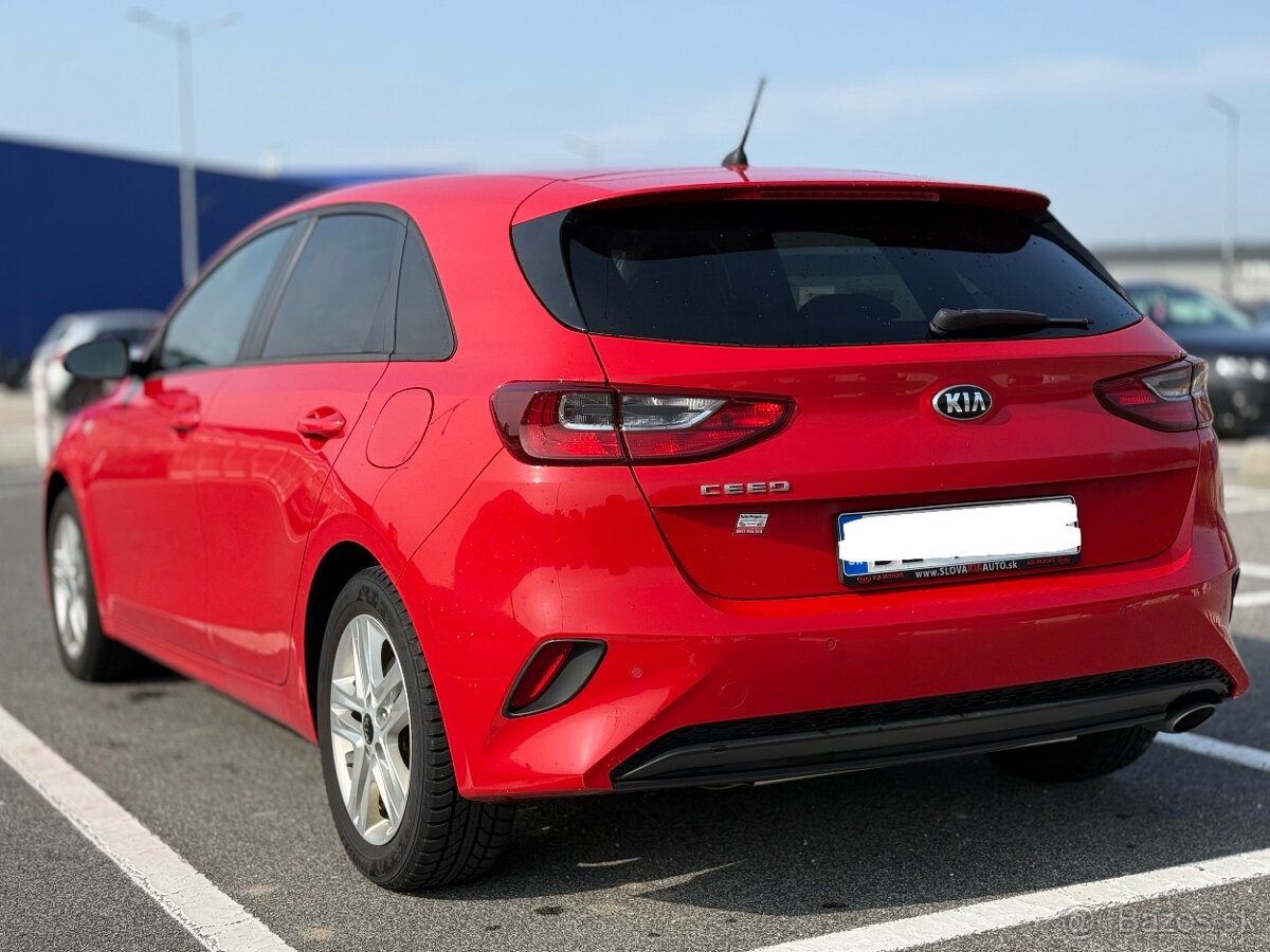 Kia Ceed - 4