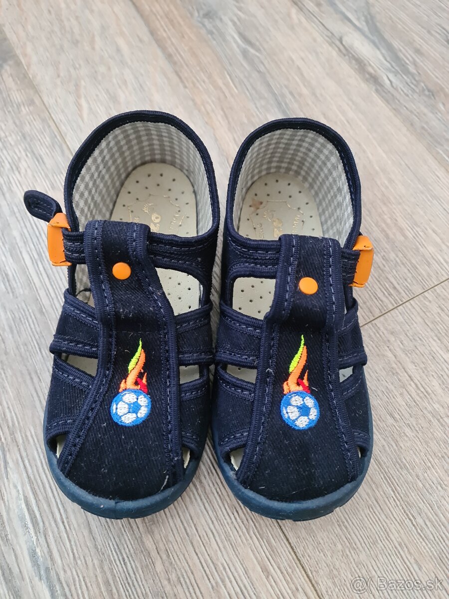 Papucky 25 (exterier/interier) - 4