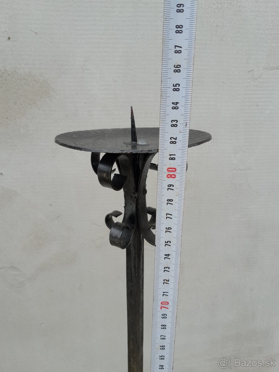 Predám kovaný svietnik - 4