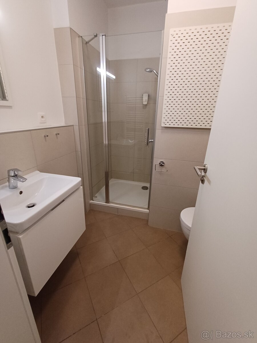 Ponukam na predaj 1 izb. byt na ul. Žilinská, BA I. - 4