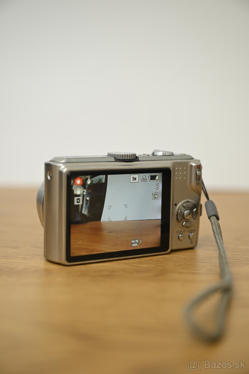 Panasonic Lumix DMC-TZ5 - 4