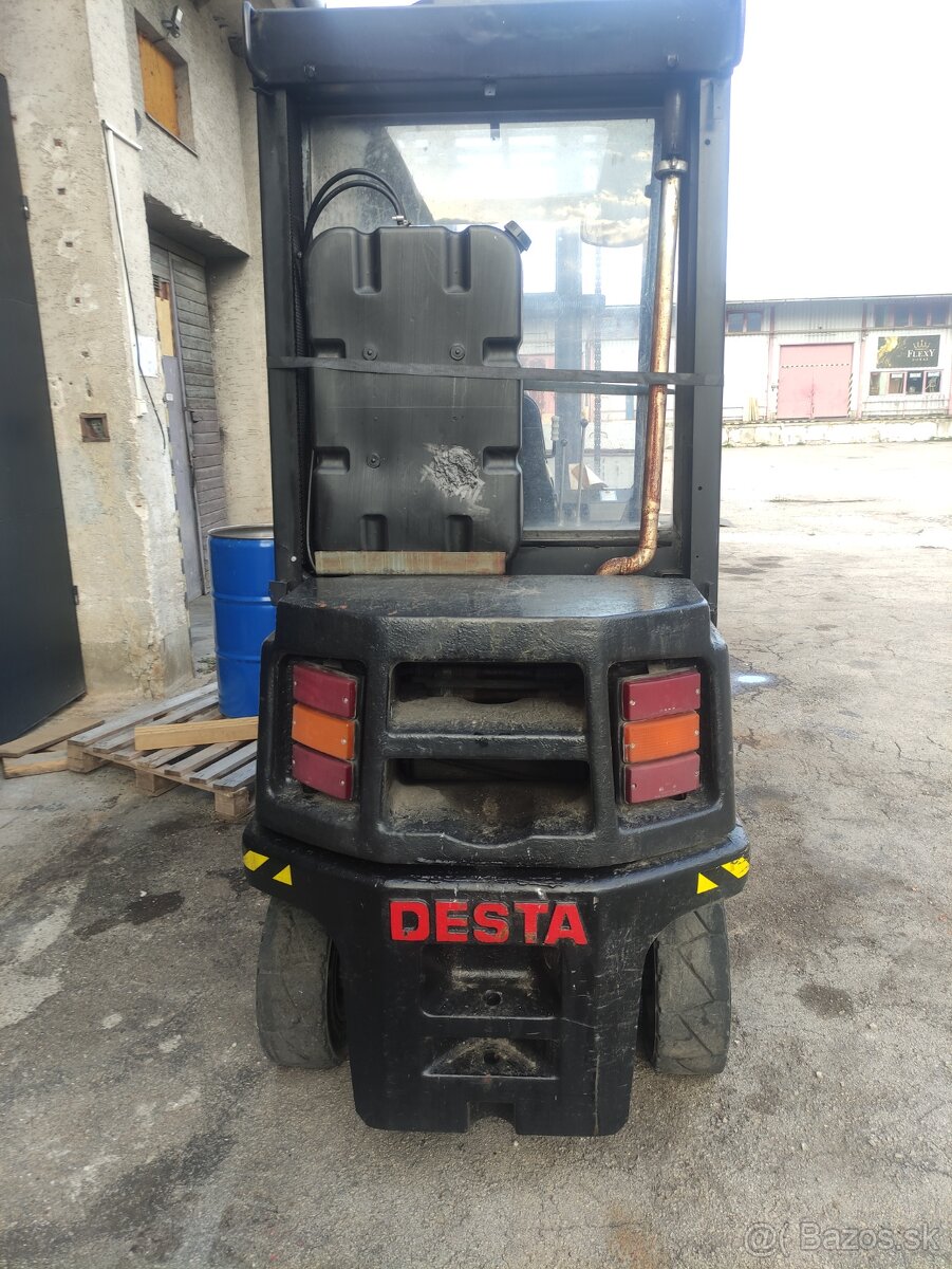 Predám VZV Desta DV 35A - 4